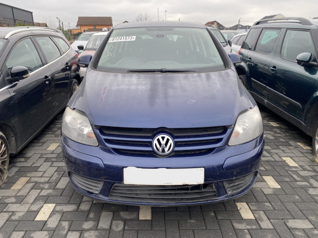 Dezmembrez piese caroserie, motor, cutie viteze, suspensie VW Golf 5 Plus (5M1) 1.4 TSI 2008, CAXA