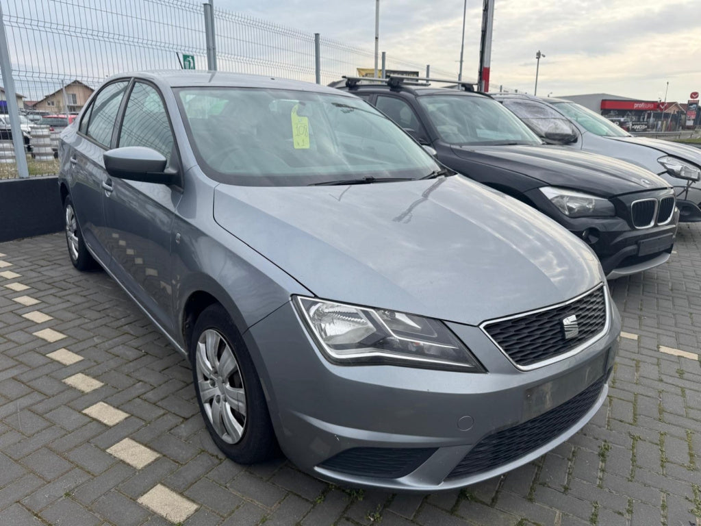 Dezmembrez piese caroserie, motor, cutie viteze, suspensie Seat Toledo 4 (KG3) 1.6 TDI, CAYC