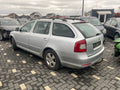 Dezmembrez piese caroserie, motor, cutie viteze, suspensie Skoda Octavia 2 Combi (1Z5) 1.6 TDI 2010, CAYC