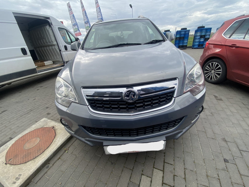 Dezmembrez piese caroserie, motor, cutie viteze, suspensie Opel Antara 2.2 CDTI 4x4 2012, A22DM