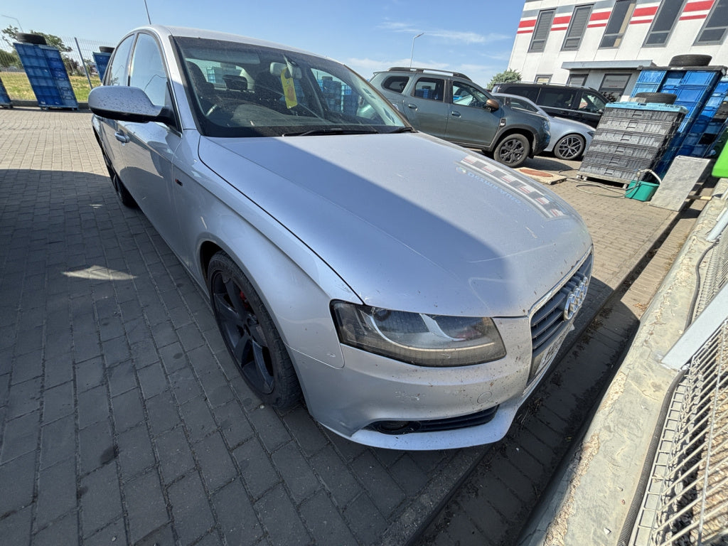 Dezmembrez piese caroserie, motor, cutie viteze, suspensie, Audi A4 (8K2, B8), 2.0 TDI, LLN.