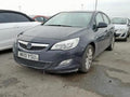 Dezmembrez piese caroserie Opel Astra J