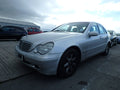 Dezmembrez piese caroserie si motor Mercedes Clasa C, 2.7cdi