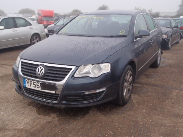 Dezmembrez piese caroserie Vw Passat B6, orice piesa!