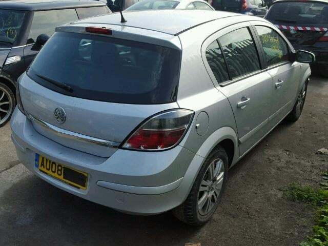 Dezmembrez piese motor Opel Astra H, 1.6b