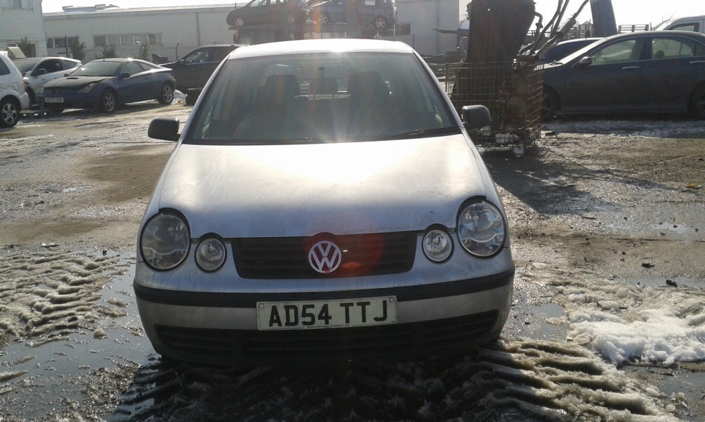 Dezmembrez Polo din 2004 1.2 b tip BMD