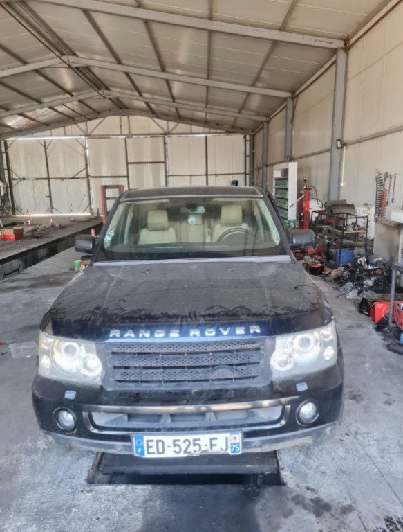 Dezmembrez Range Rover Discovery 2.7 diesel