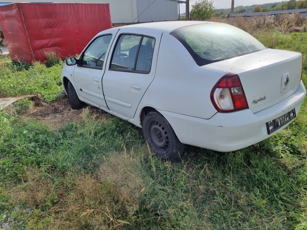 Dezmembrez Renault Clio 2 1.5 dCi din 2007 Euro 4