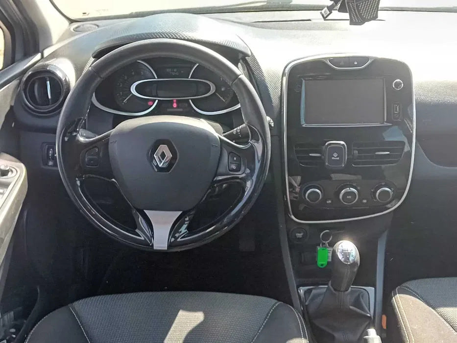 Dezmembrez Renault Clio 2015 Break 1.5 dci