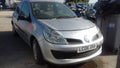 Dezmembrez Renault Clio 3 din 2007, 1.4 benzina, tip K4J