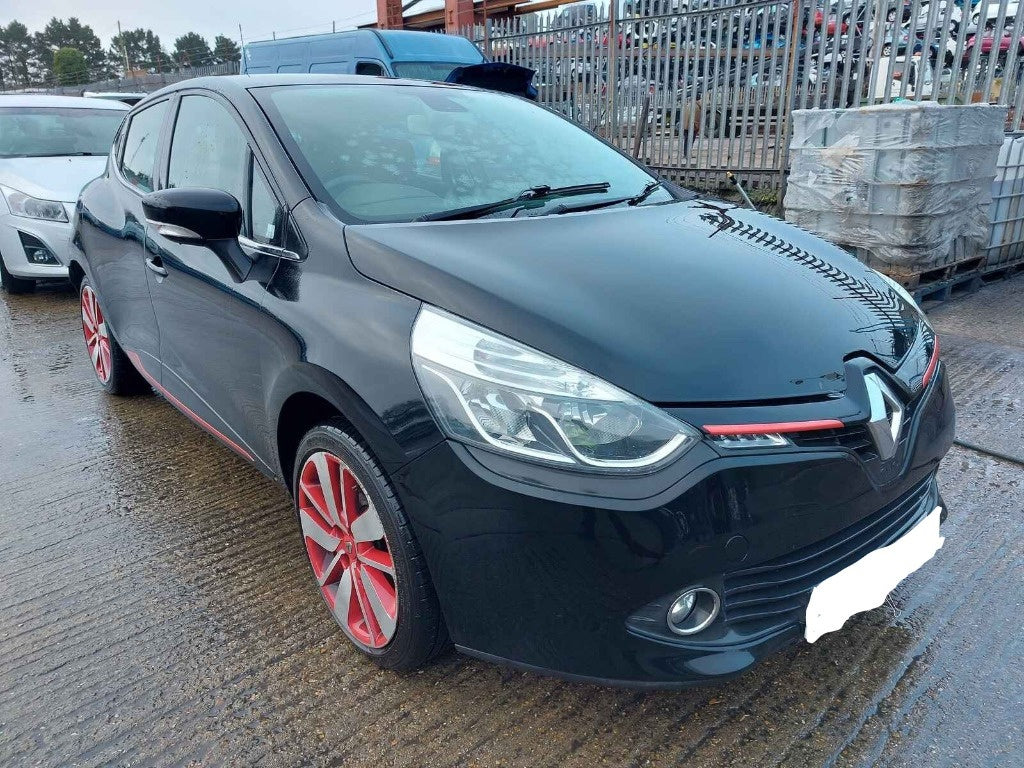Dezmembrez Renault Clio 4 2015 HATCHBACK 0.9 Tce