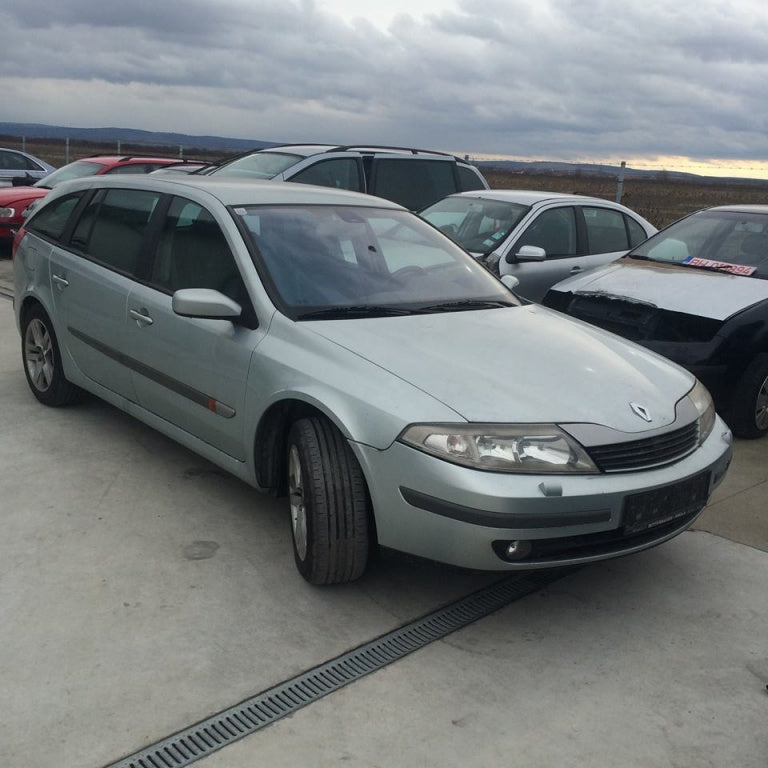 Dezmembrez Renault Laguna 2 1.9 DCI