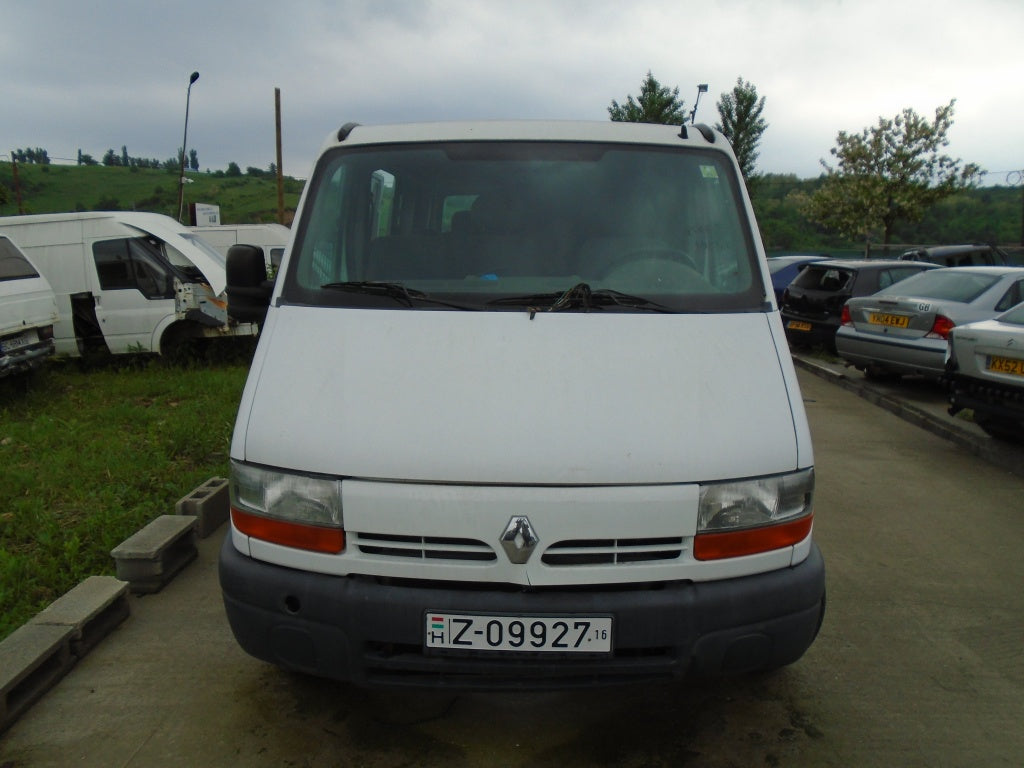 Dezmembrez Renault Master 2002, 2.2