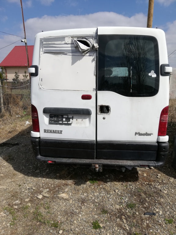 Dezmembrez Renault Master 2002, 2,2 DCI