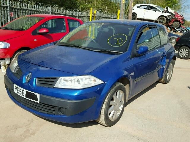 Dezmembrez Renault Megane 2 1.5 dci