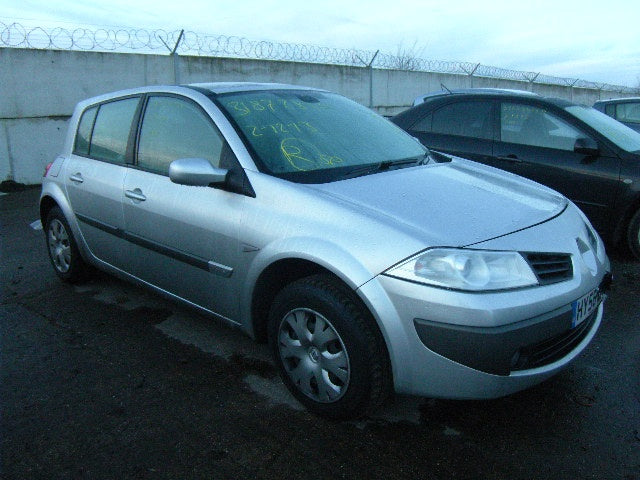 Dezmembrez Renault Megane 2, 1.9dci, orice piesa!
