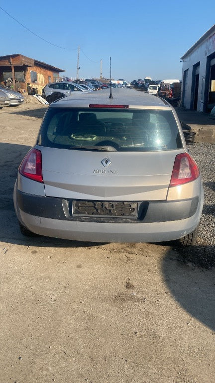 Dezmembrez Renault Megane 2 2005 Hatchback 1,5 dCi