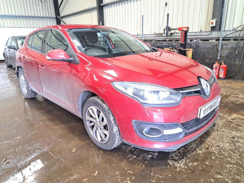 Dezmembrez Renault Megane 3 2014 HATCHBACK 1.5 dCI