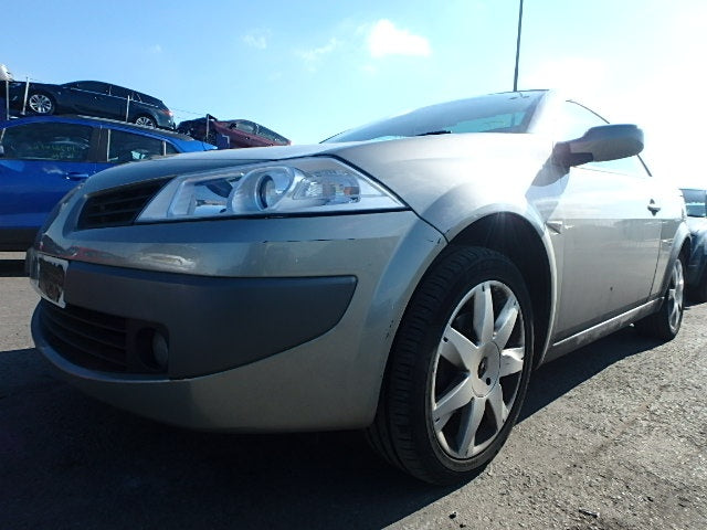 Dezmembrez Renault Megane 3 coupe, 1.5 dci, orice piesa!
