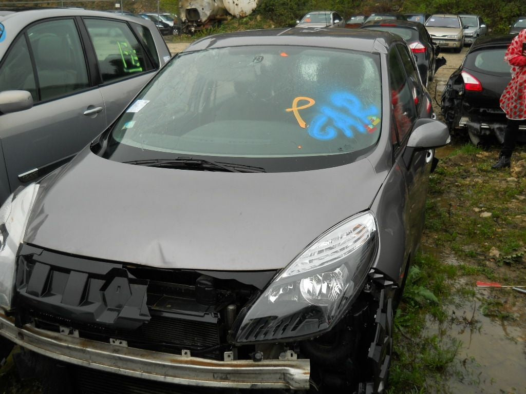 Dezmembrez RENAULT SCENIC 2011 MOTOR 1.5 DCI second hand bacau