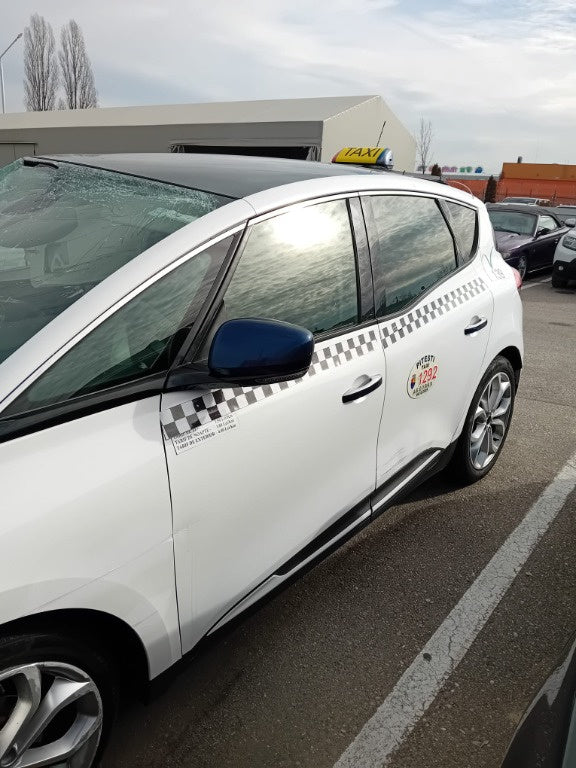 Dezmembrez Renault Scenic 4 1.5DIESEl