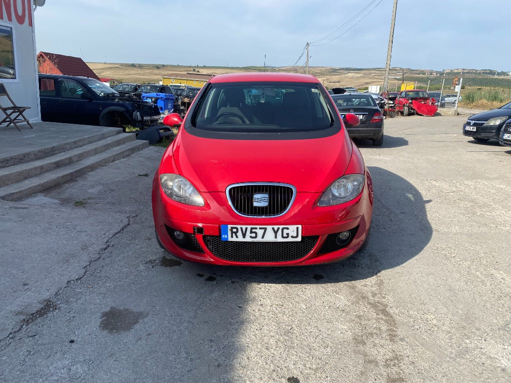 Dezmembrez Seat Altea 2007 hatchback 1,9 tdi