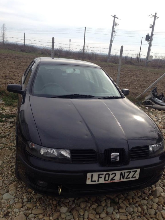 Dezmembrez Seat Leon 1.8 T an 2003