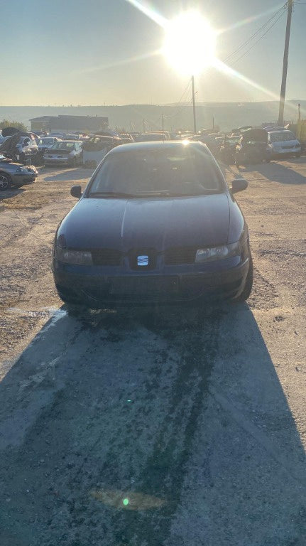 Dezmembrez Seat Leon 2001 hatchback 1,9 tdi