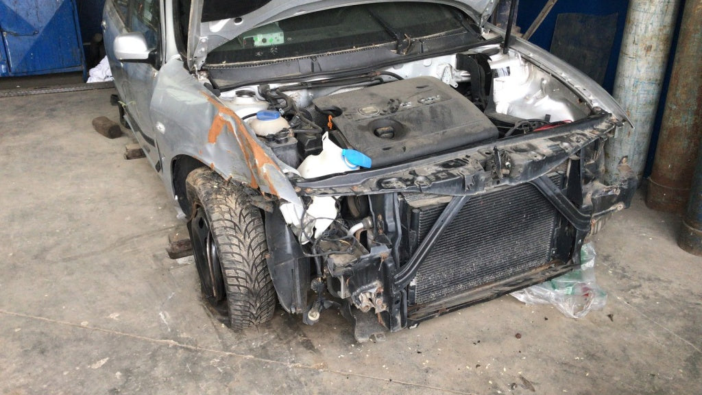 Dezmembrez Seat Leon 2003 1,6 16v BCB