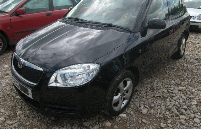 Dezmembrez skoda fabia 2, 1.2 an 2012
