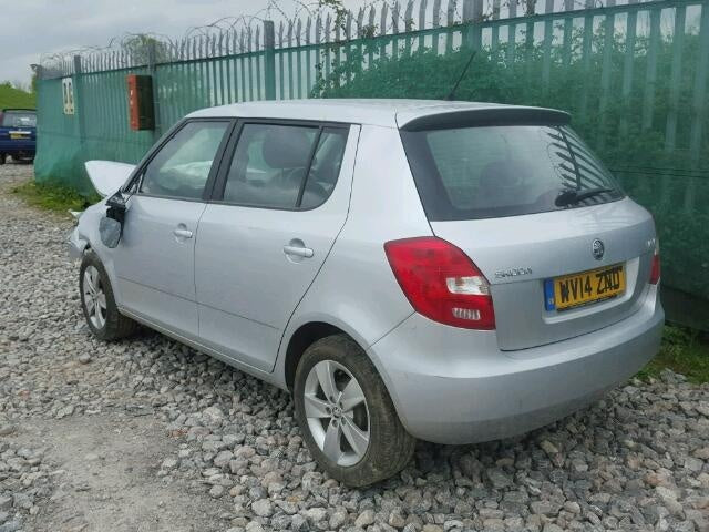 Dezmembrez Skoda Fabia 2 1.2b BZG