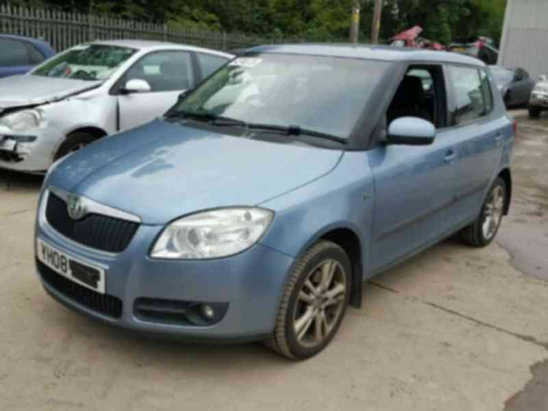 Dezmembrez Skoda Fabia 2 (5J, 542) toate motorizarile (1.6 TDI, 1.2 benz)