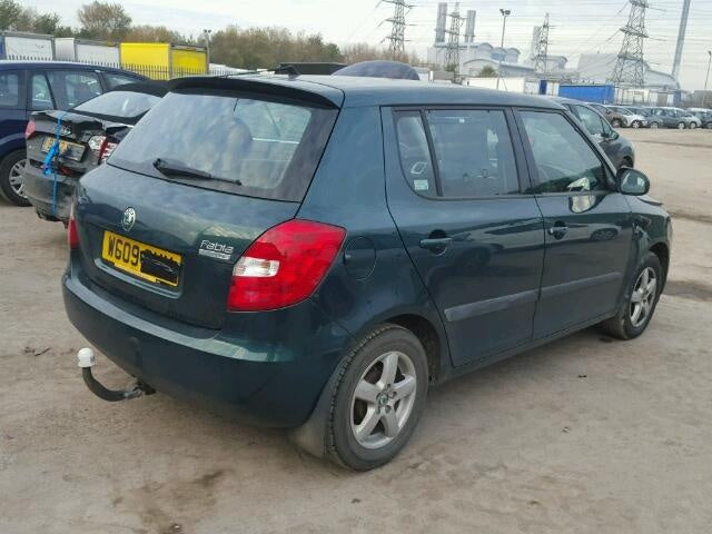 Dezmembrez Skoda Fabia 2009 1.5tdci