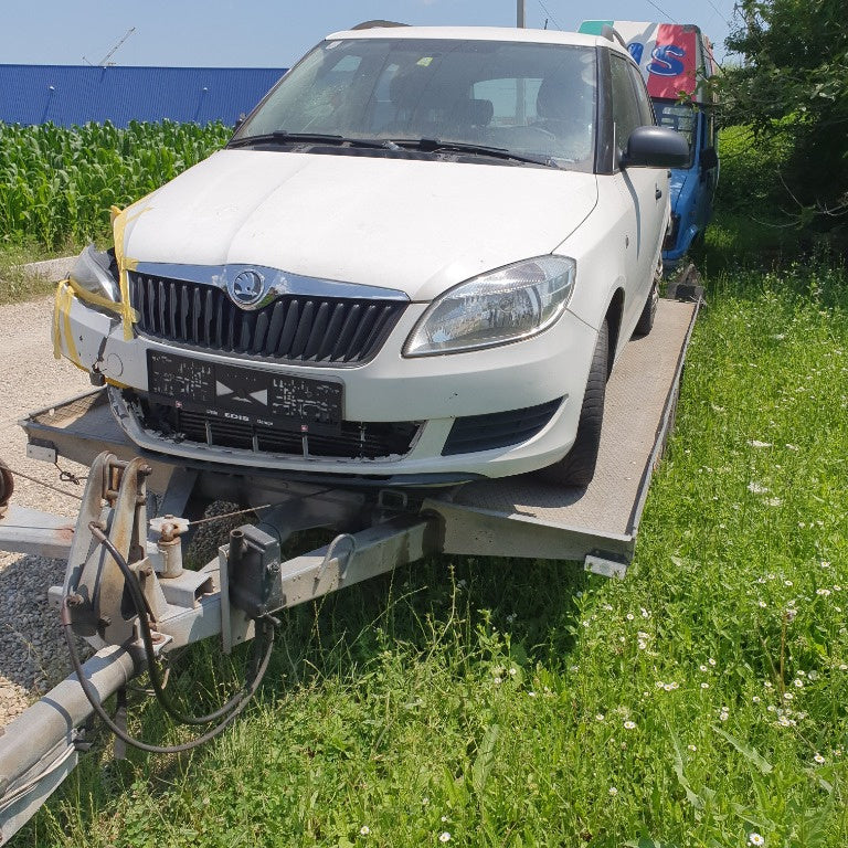 Dezmembrez Skoda Fabia 2013 Combi 1.6 tdi
