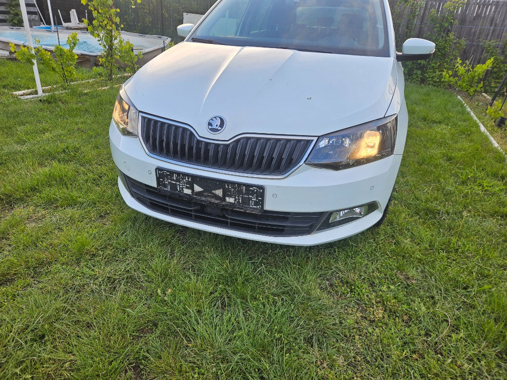 Dezmembrez Skoda Fabia 3 1.2 TSI CJZ 70 000km cutie manuala 6+1 din 2017