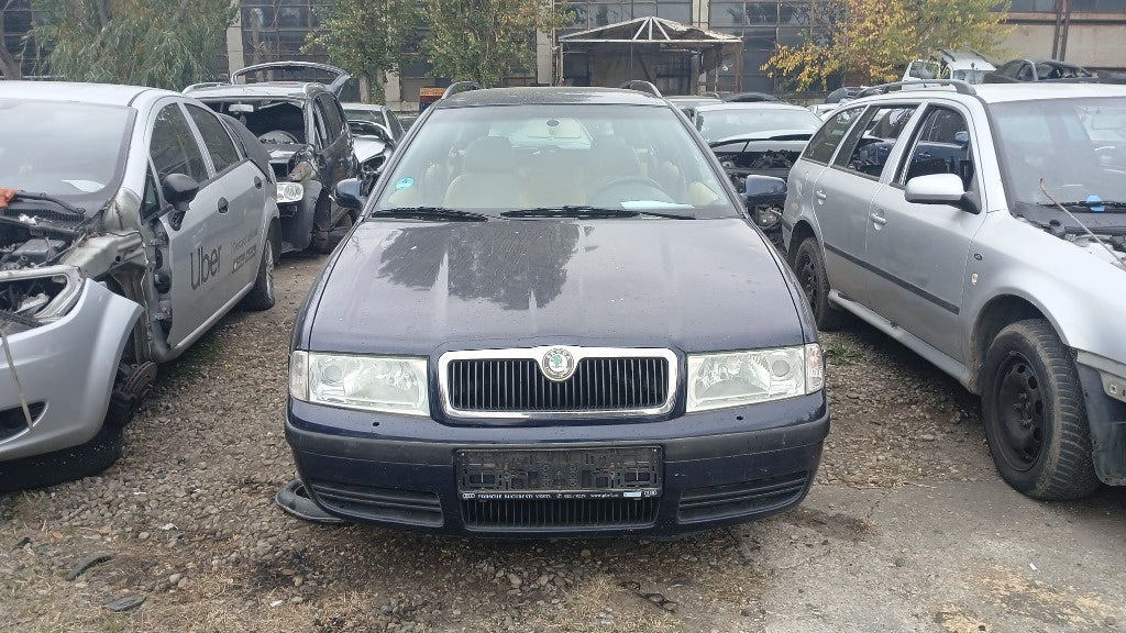 DEZMEMBREZ SKODA OCTAVIA 1.8 BENZINA DIN 2001 - CUTIE AUTOMATA - AUM