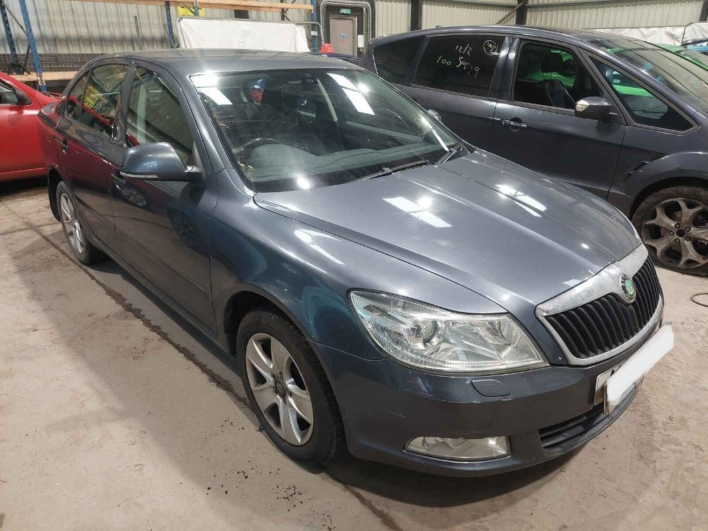 Dezmembrez Skoda Octavia 2 2011 SEDAN 1.6 TDI