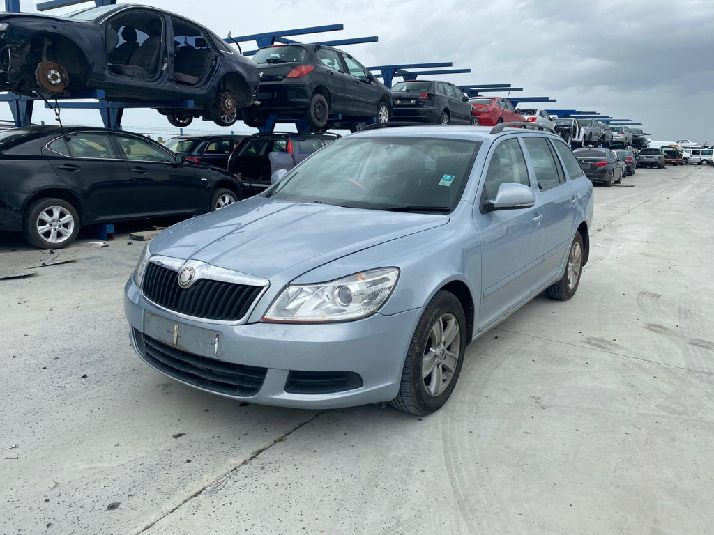 Dezmembrez Skoda OCTAVIA 2 FACELIFT 2011 Break 1.9 TDI