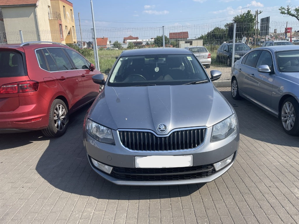 Dezmembrez Skoda Octavia 3 (5E3) 1.6 TDI 2014, CLH