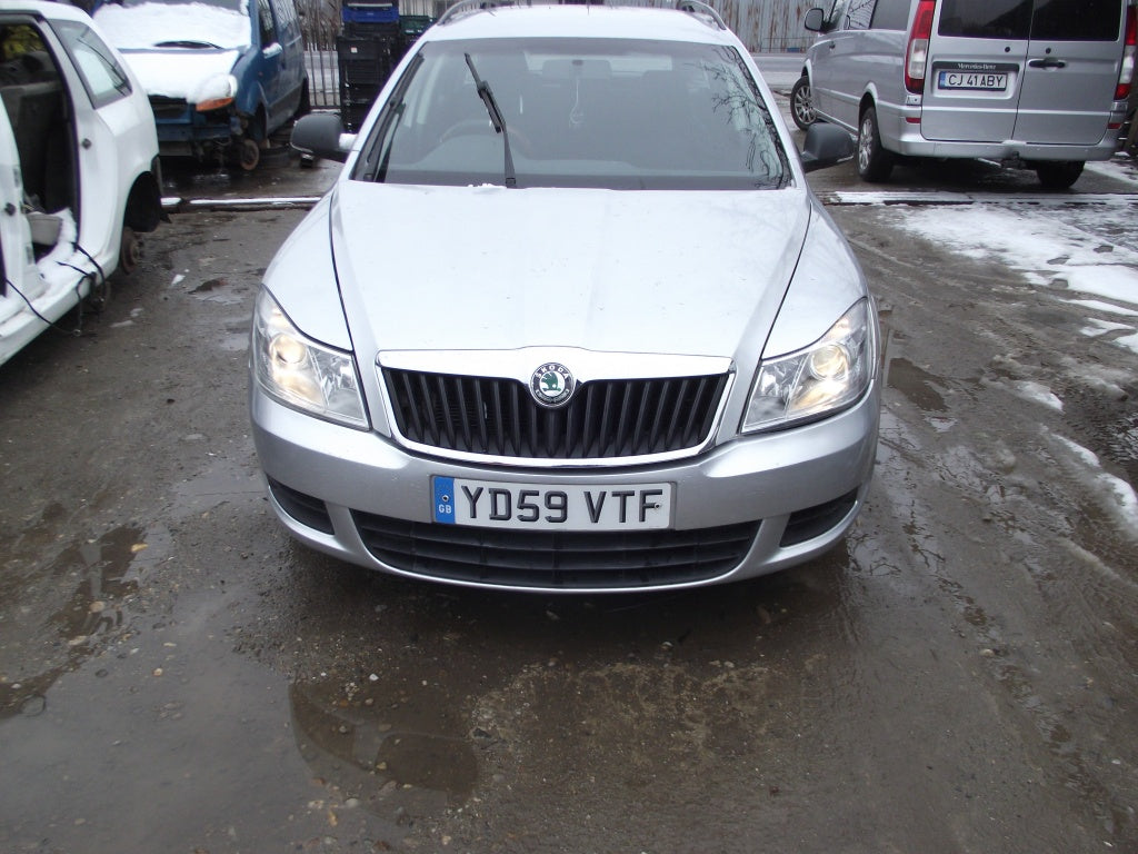 Dezmembrez skoda octavia II 2009 facelift break 1.9tdi cod BXE