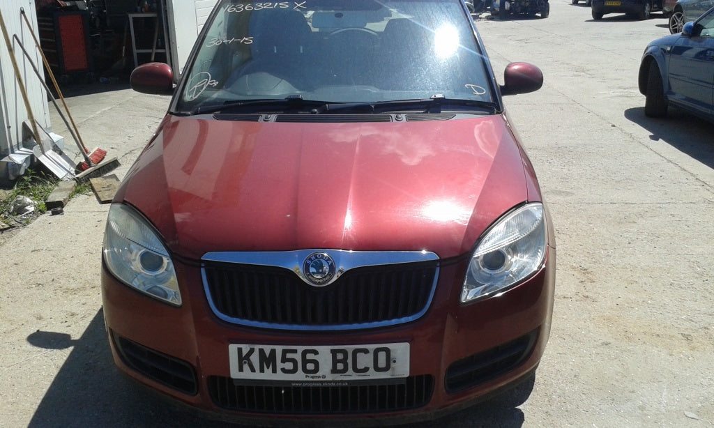 Dezmembrez Skoda Roomster din 2006, 1.4 tdi