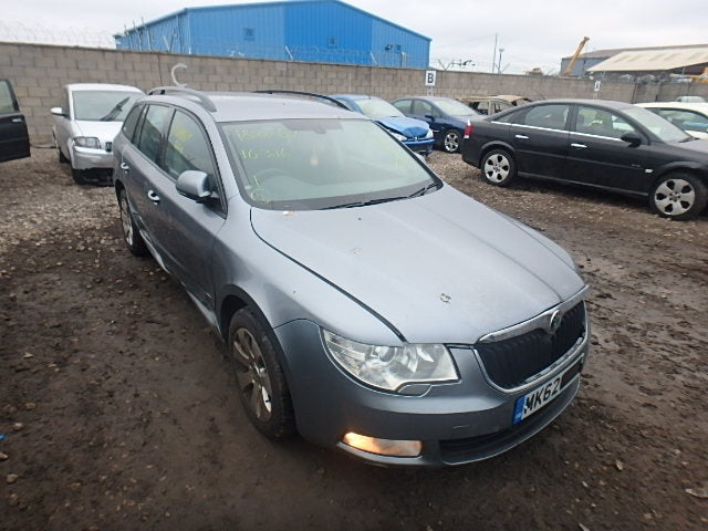 Dezmembrez Skoda Superb 2 combi, 1.9 tdi, BXE, orice piesa!
