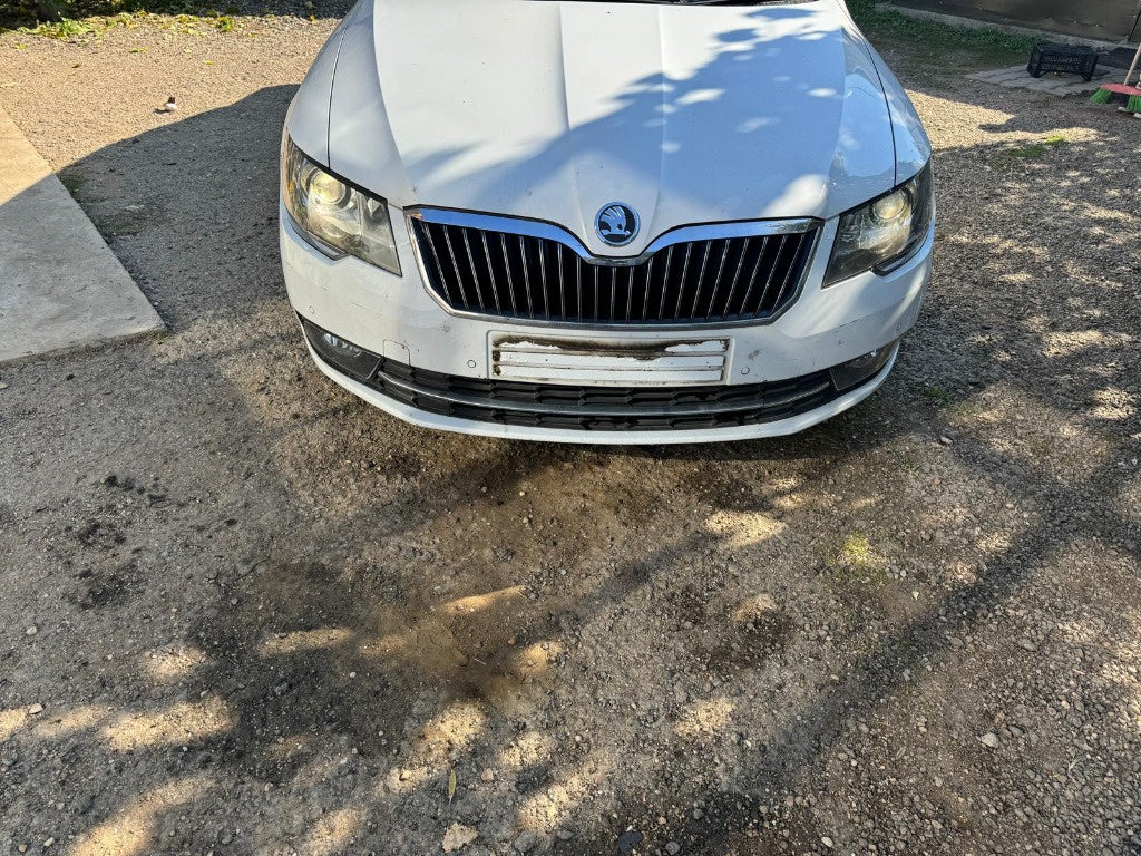 Dezmembrez Skoda Superb 2 Facelift 2.0 TDI 2014 cutie de viteze automata