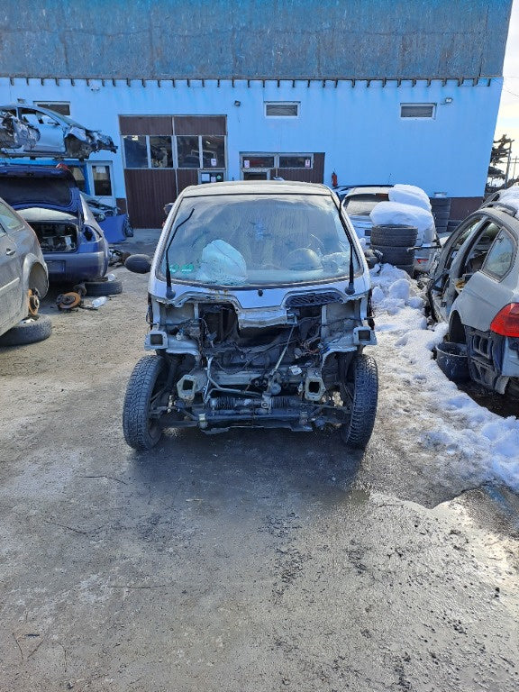 Dezmembrez Smart ForTwo