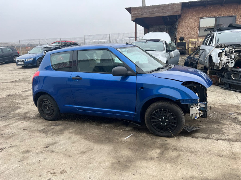 Dezmembrez Suzuki Swift 2008 Hatchback 1,3 benzina