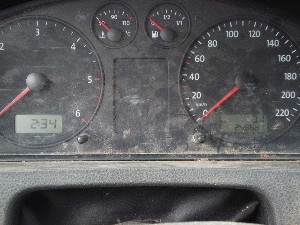 Dezmembrez t5 motor 2,5 axd