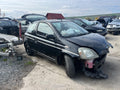 Dezmembrez Toyota Yaris 2001 Hatchback 1.0 benzină