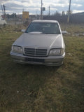 Dezmembrez un mercedes c 180 din 1998 motor 1.8 benzina