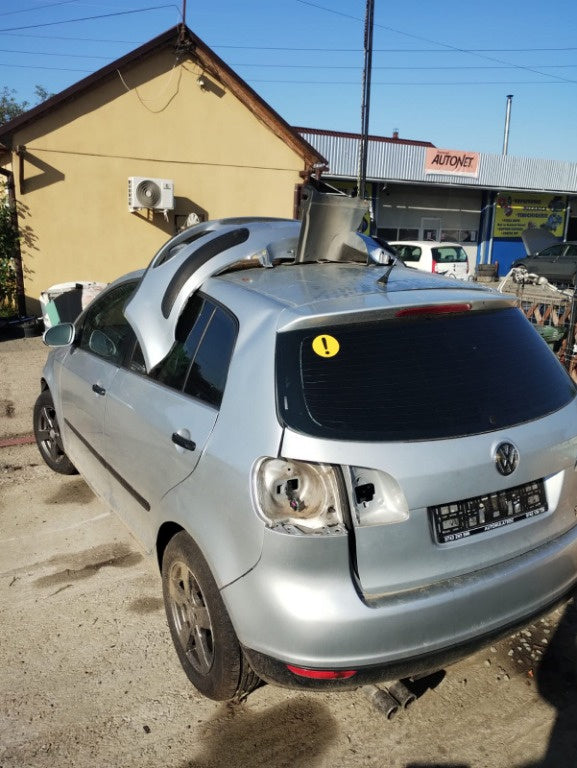 Dezmembrez volkswagen golf 5 plus 1.6B 2008