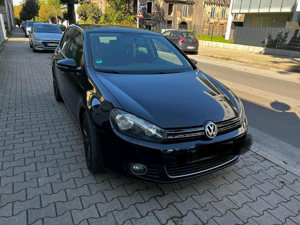 Dezmembrez Volkswagen Golf 6 2010 Hatchback 2.0 TDI